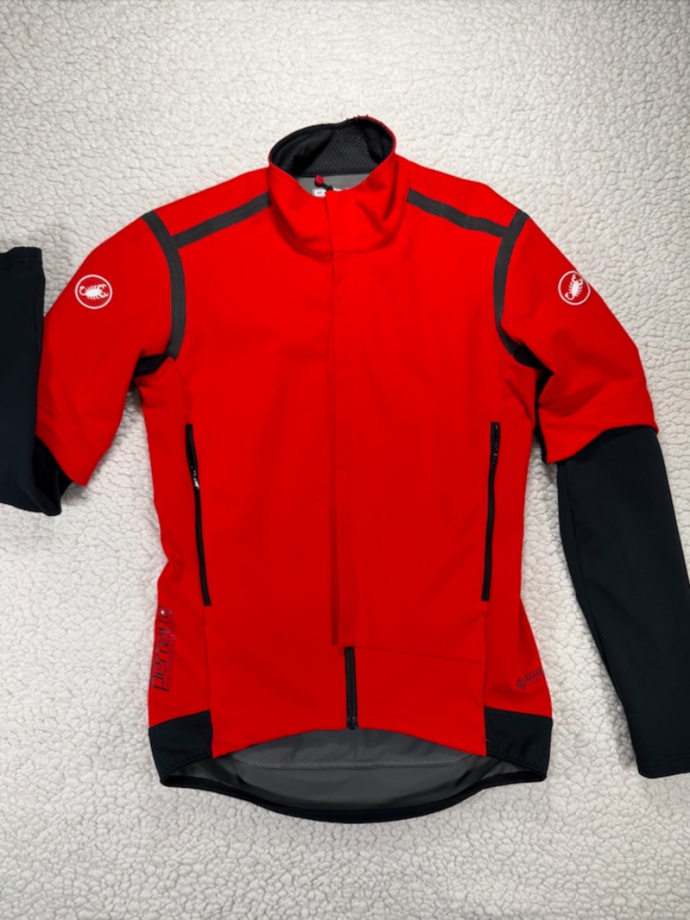 Women’s Castelli Rosso Corsa Perfetto Convertible Cycling Jacket, Red, Size M